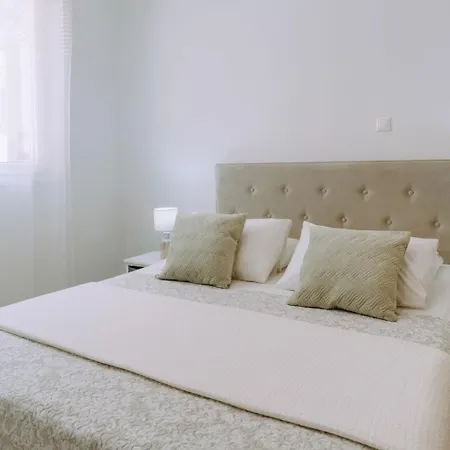 Lithostroto 아르고스톨리온