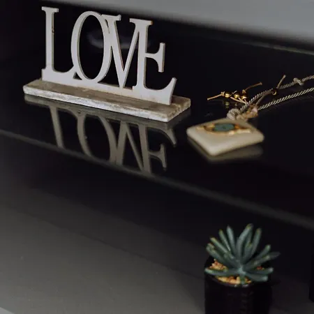 Lithostroto アパート アルゴストリオン