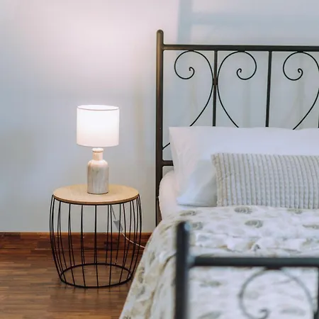 アパート Lithostroto